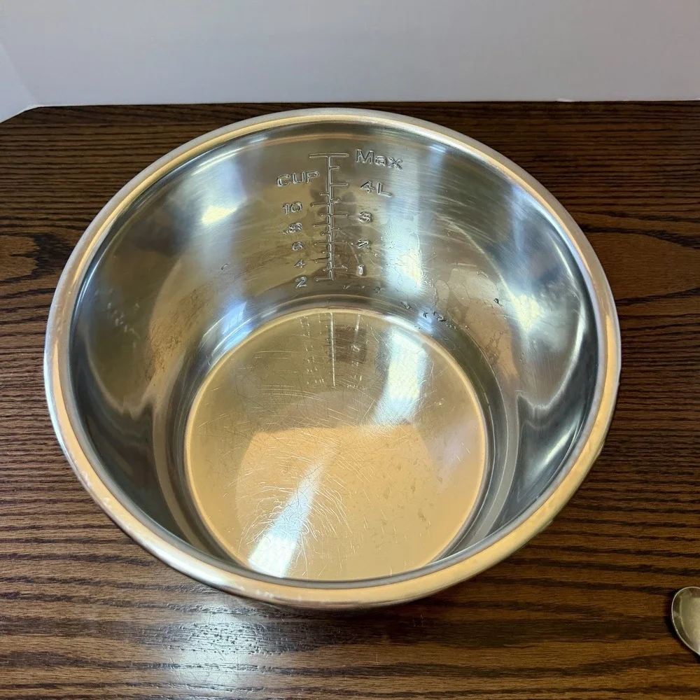 Instant Pot 6 QT Stainless Steel Replacement Insert Bowl Only.